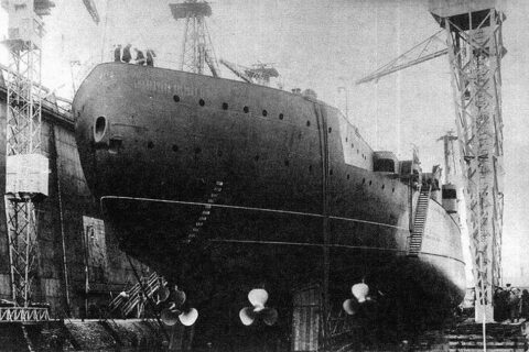 Линейный корабль «Император Николай I» перед спуском (1916 год)